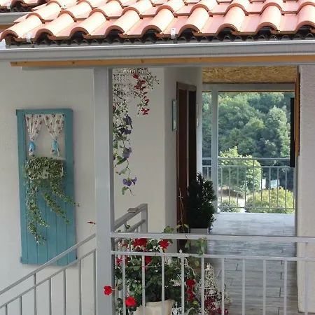 Сasa de vacaciones Tea House *